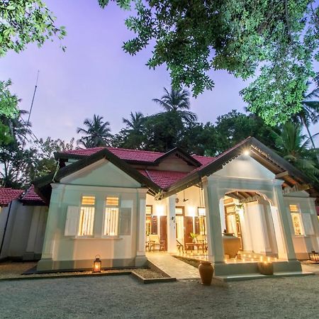 The Pineapple Villa Gampaha Ngoại thất bức ảnh